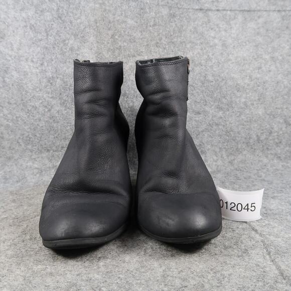 BP Shoes Womens 8.5 Booties Leather Block Heel Side Zip Black Round Toe Fashion - Picture 3 of 14